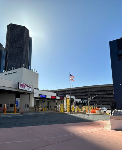 IMG_2366-(1) IMG_2366-(1)